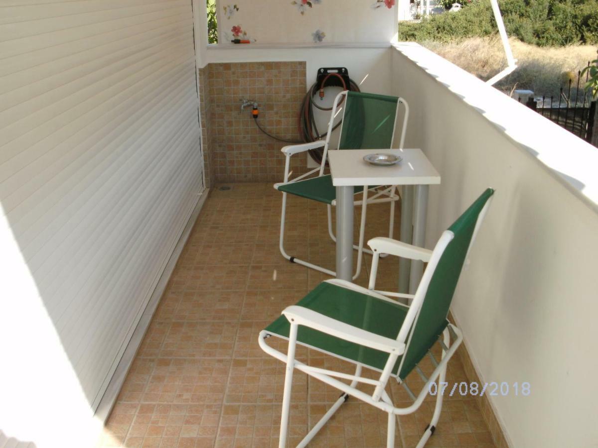 Nina Rooms Artemida  Exterior foto