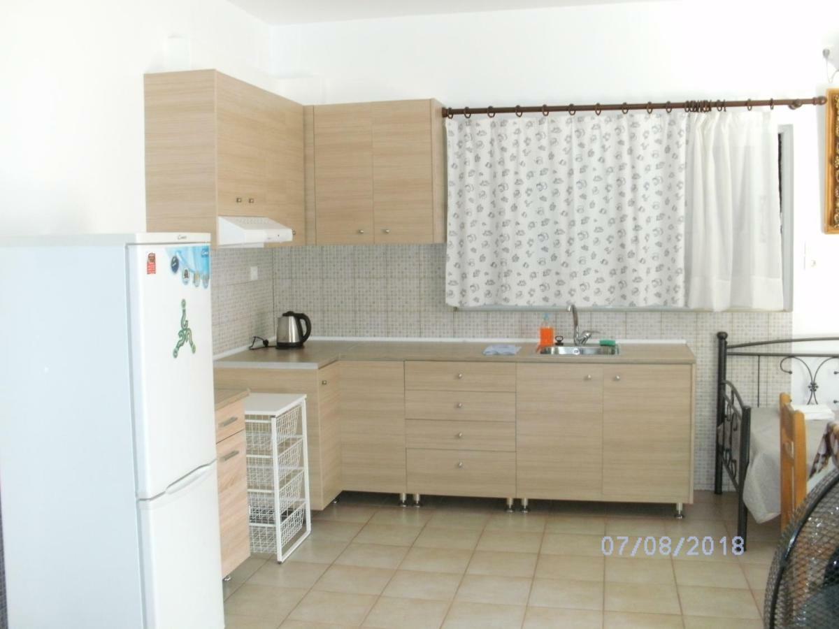 Nina Rooms Artemida  Exterior foto