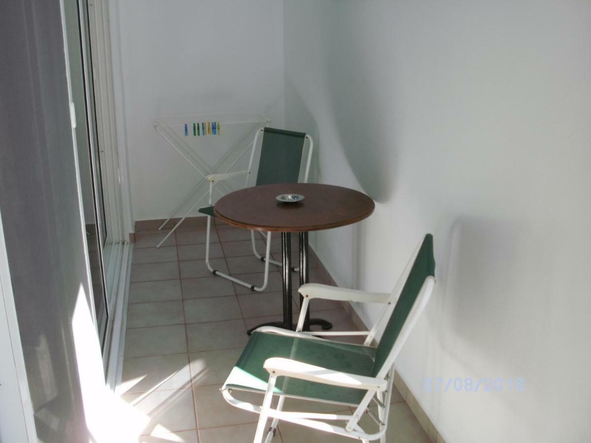 Nina Rooms Artemida  Exterior foto